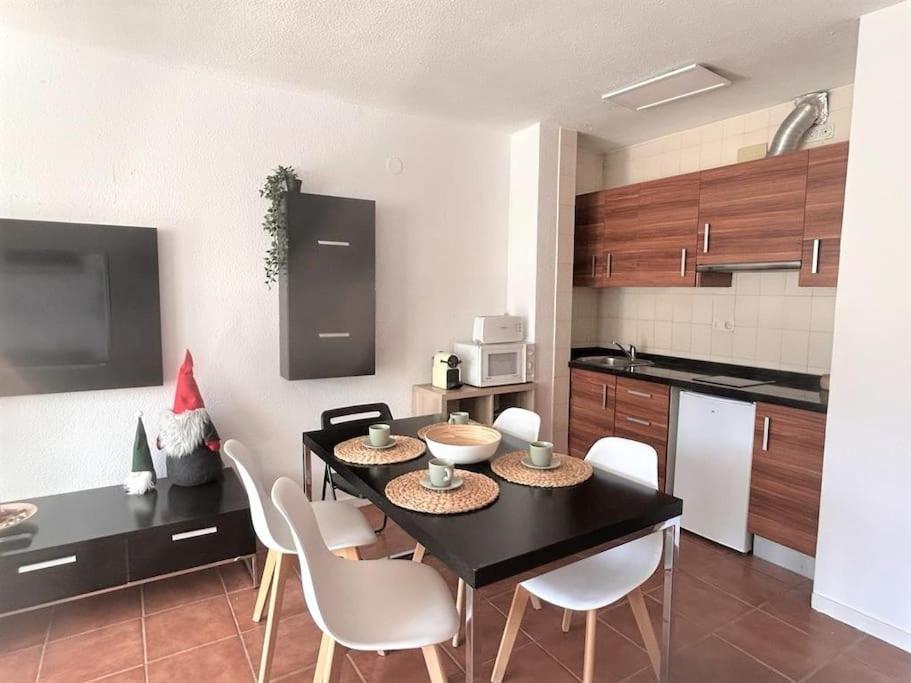 Little Rest Montblanc 6 Pax Personas Wifi Garaje Plaza Pradollano Apartment Monachil Bagian luar foto
